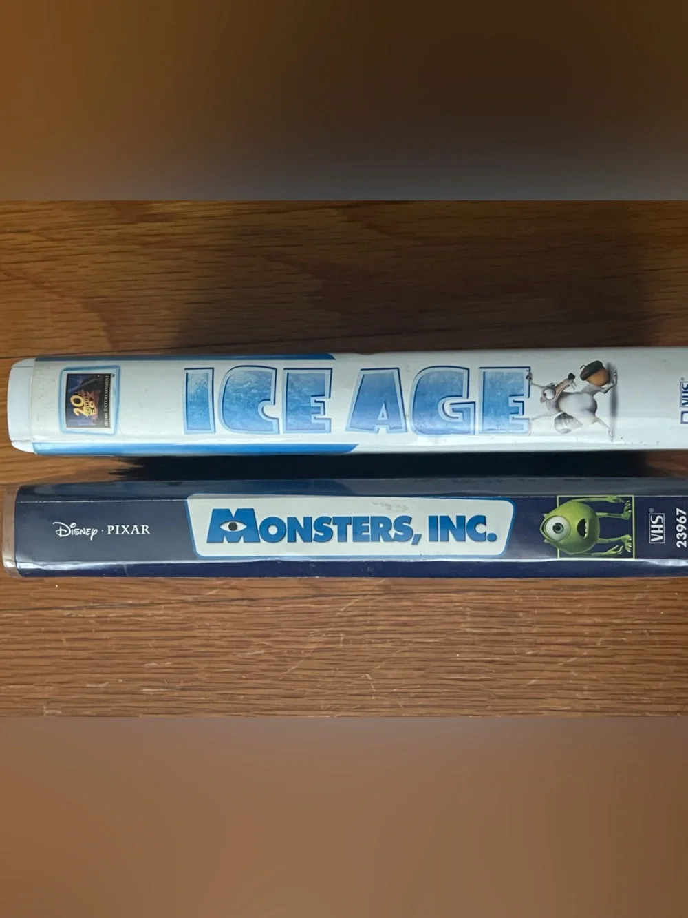 VHS Movie bundle deal (monster ink & ice age)